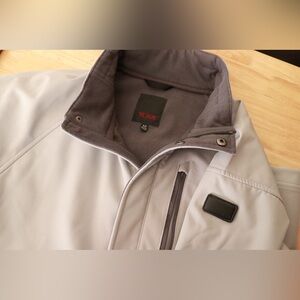 TUMI Softshell Jacket Mens Medium Micro Fleece Lined Full Zip Pockets Grey